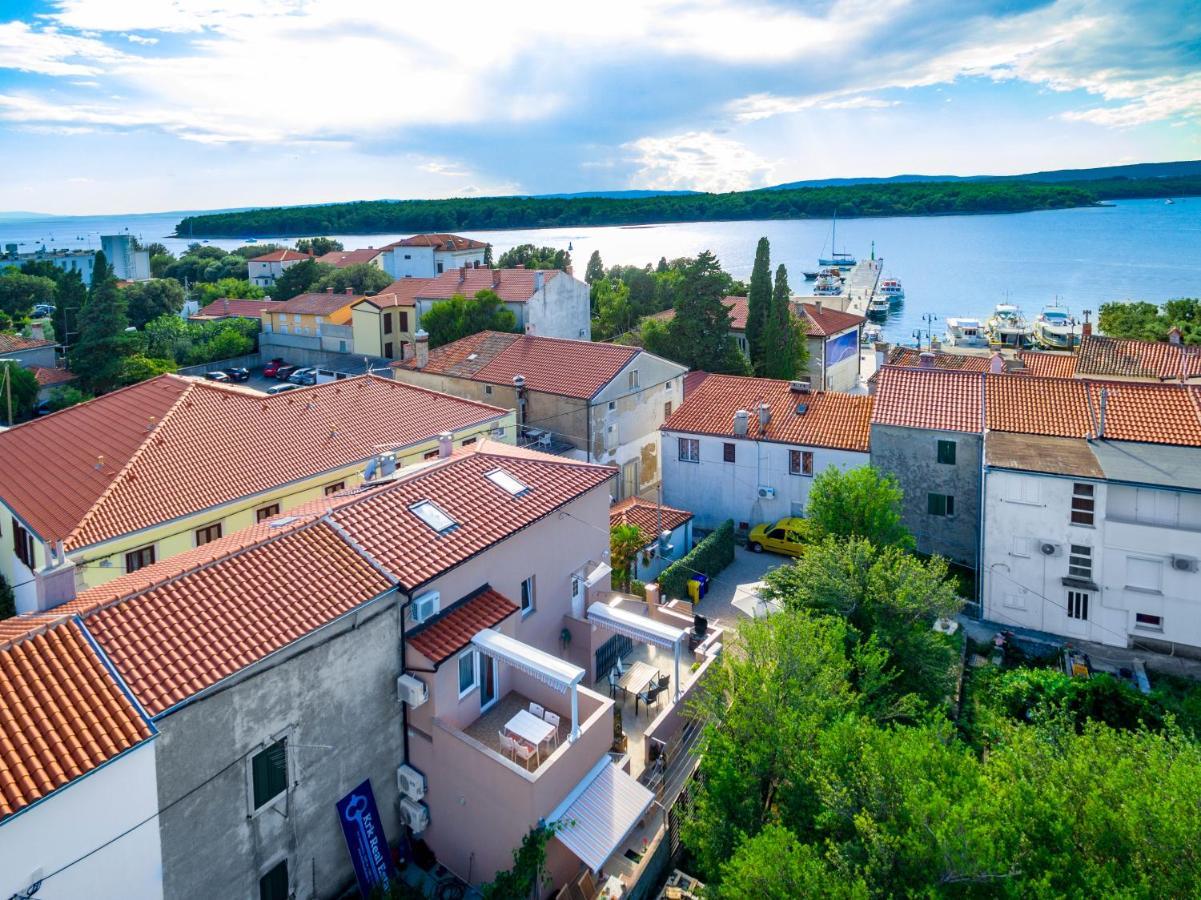 Apartments Punat Downtown Экстерьер фото