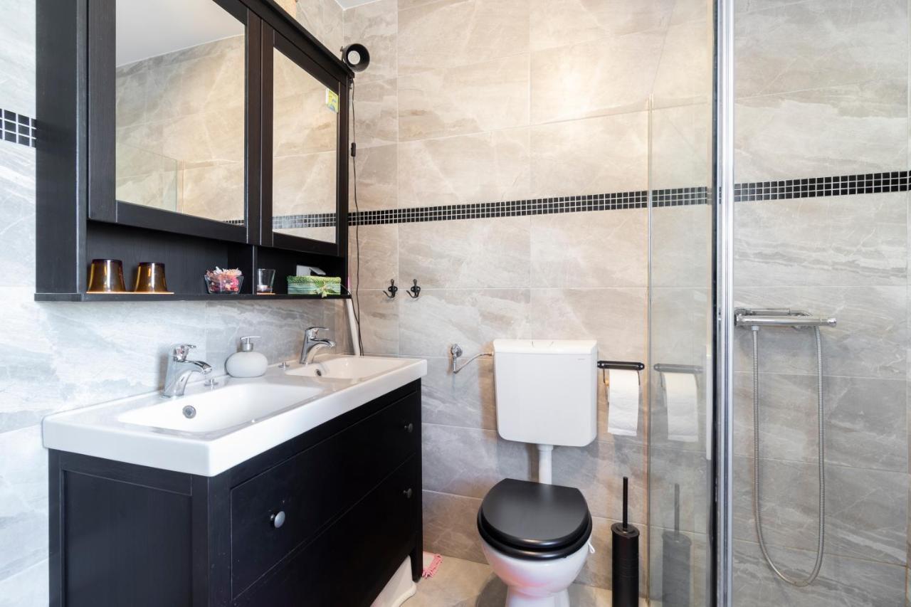 Apartments Punat Downtown Экстерьер фото